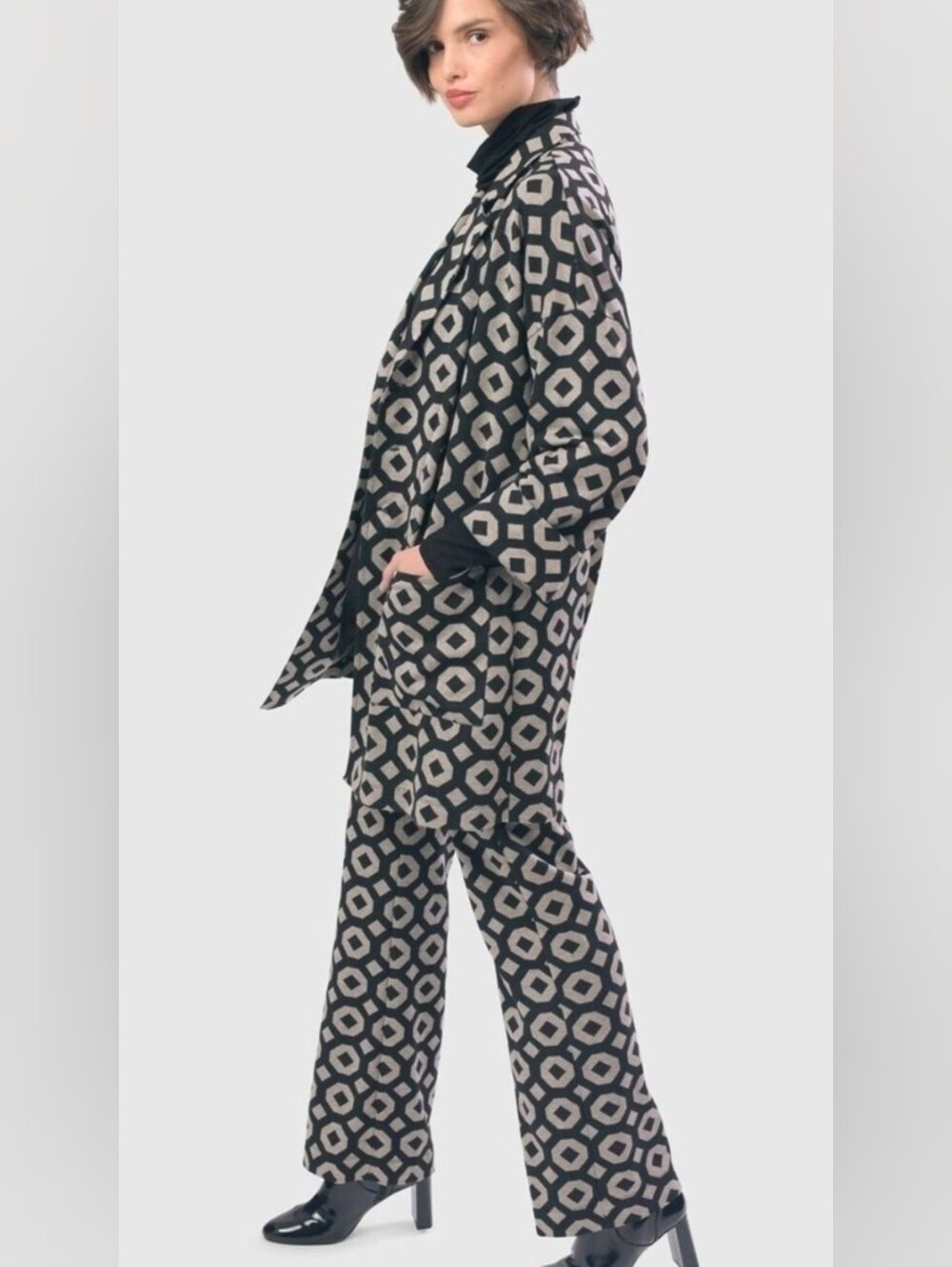 ALEMBICA Geometric Print Long Button-Front Dress - Black & Cream Size Xs